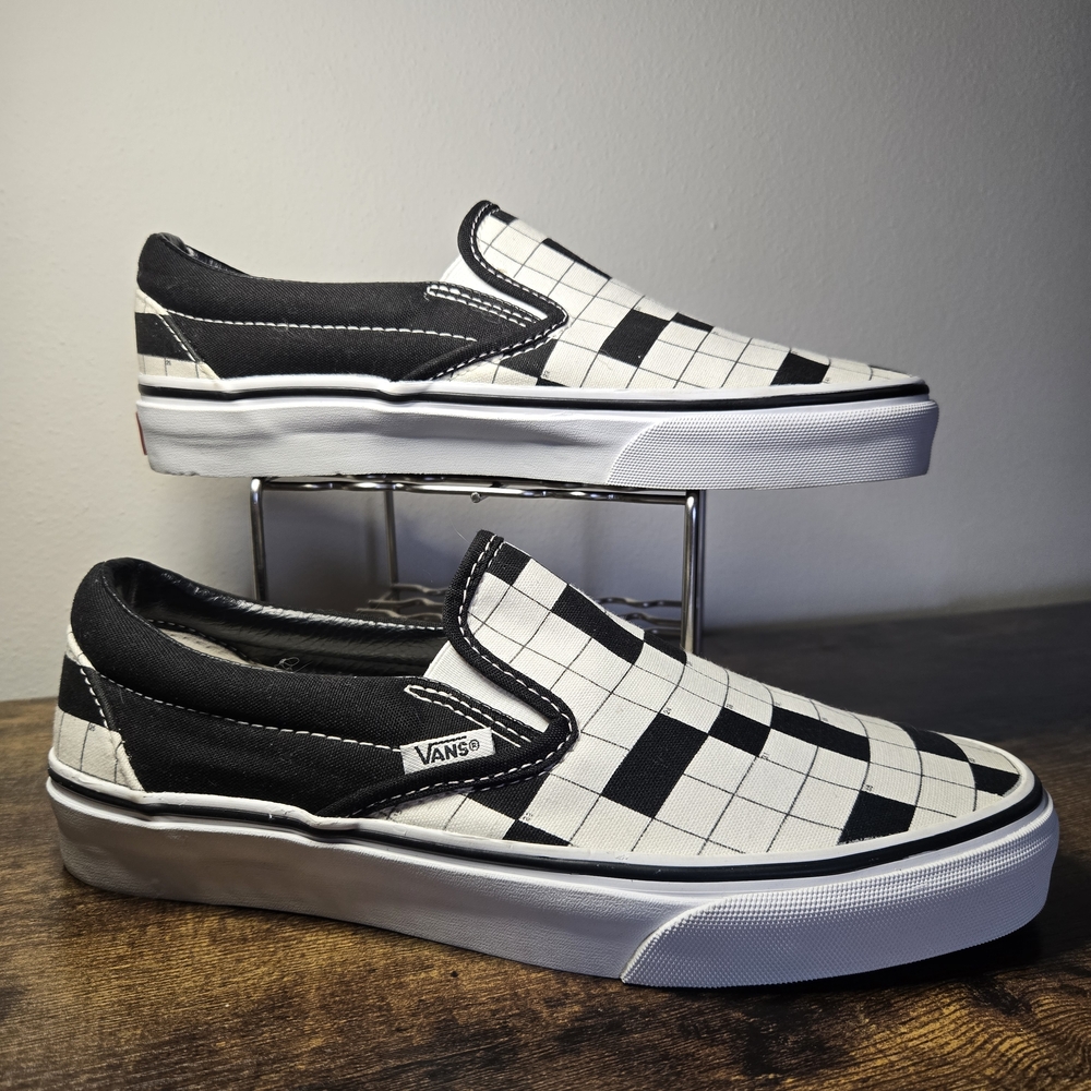 Vans Women's 8.5 Men's 7 Crossword Puzzle Slip On. Checkered Skateboard Shoes